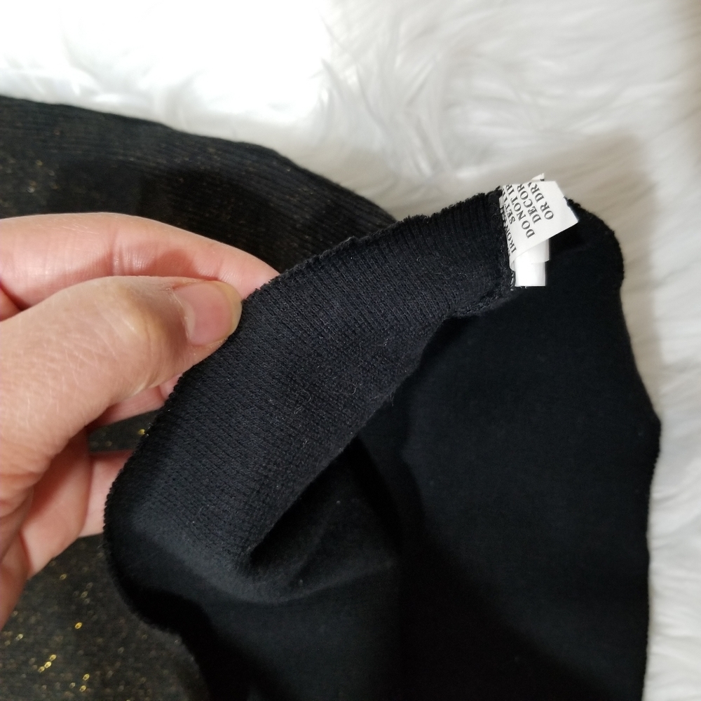 Black Cable & Gauge Top with Gold Glitter and Gold Chain Straps, SIZE L. - Picture 10 of 15